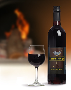 Pair Blackberry Wine with Tassel Vineyard Sweet, or Ridge Winery Winery Fruity Desserts | Iowa and Cheesecake 